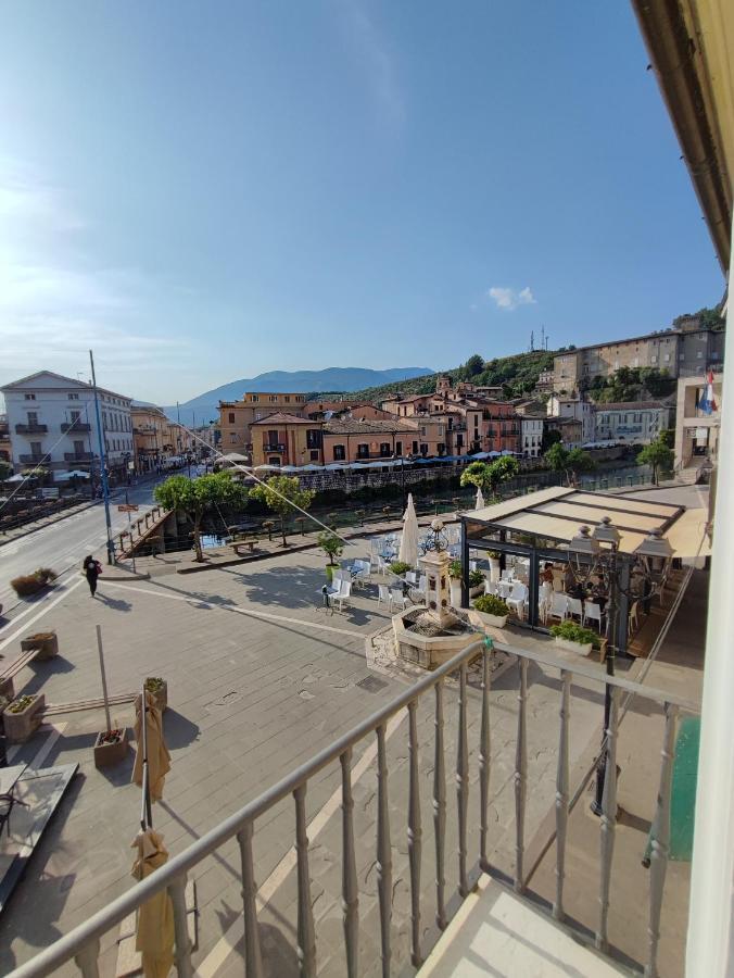 In Centro Rooms And Apartments Isola di Liri Luaran gambar