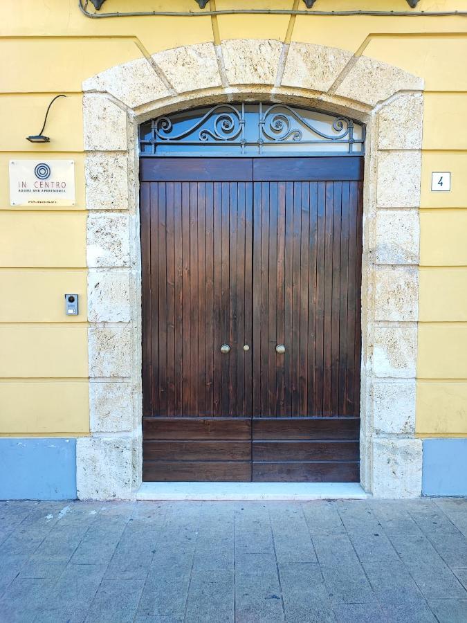 In Centro Rooms And Apartments Isola di Liri Luaran gambar