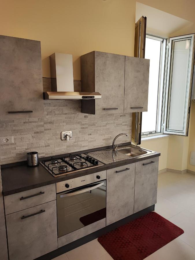 In Centro Rooms And Apartments Isola di Liri Luaran gambar