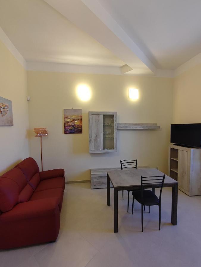 In Centro Rooms And Apartments Isola di Liri Luaran gambar