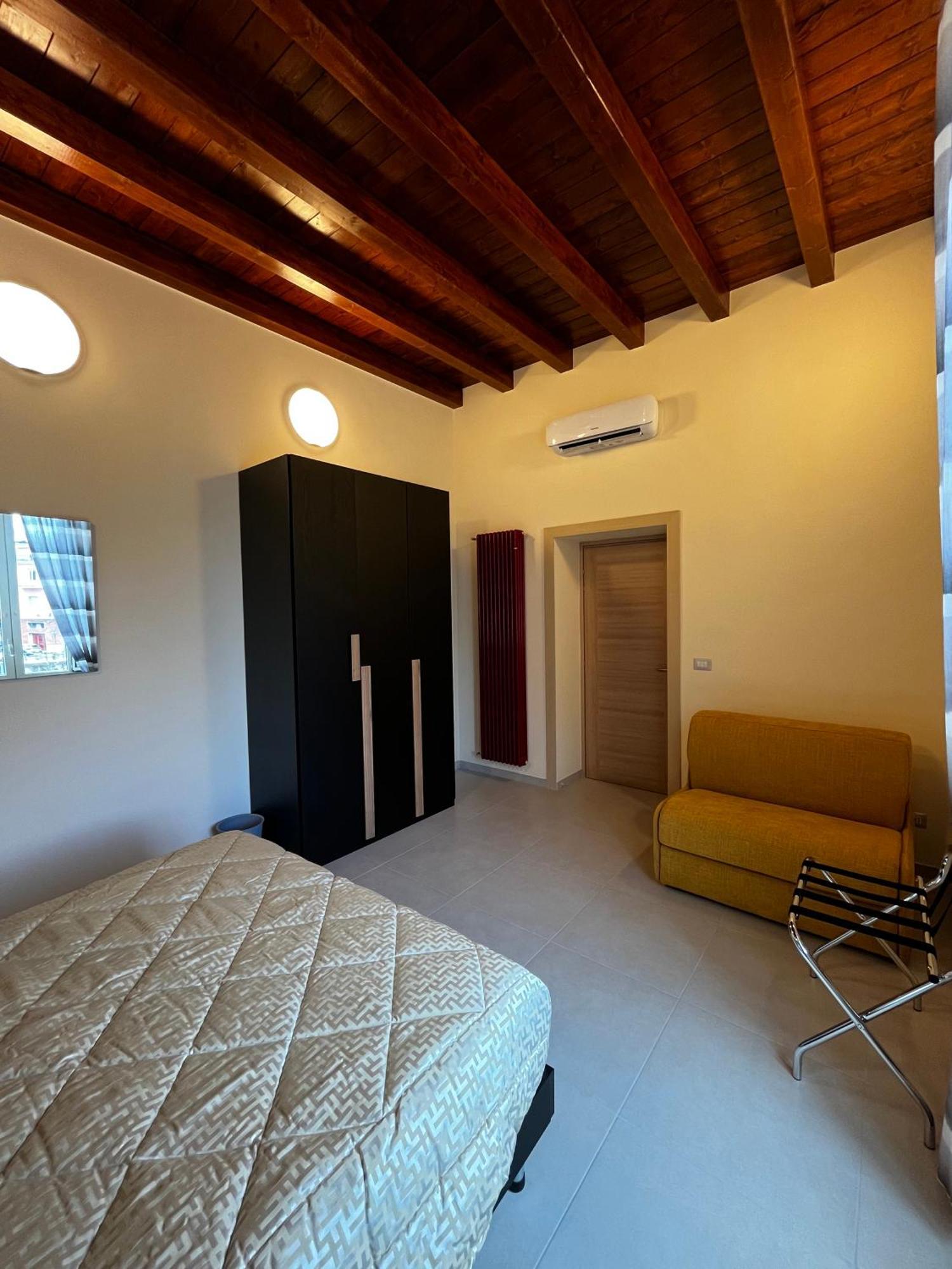 In Centro Rooms And Apartments Isola di Liri Luaran gambar